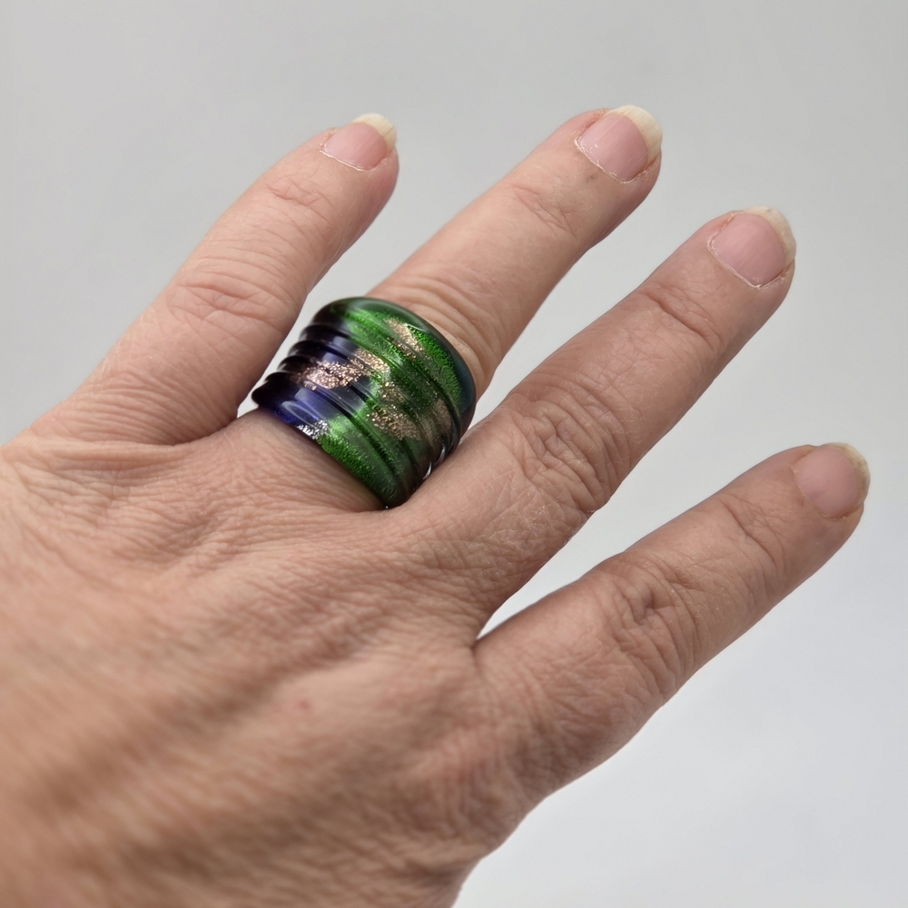 Murano Vibrant Green and Blue Ring #7 - Picture 2 of 5